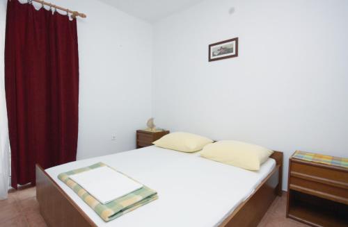 Apartments by the sea Tisno Murter - 3224 - image 11