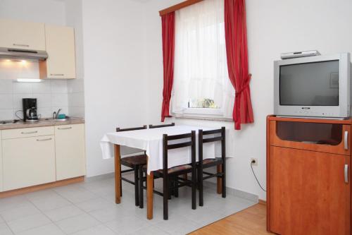 Apartment Vinjerac 3248c - image 13