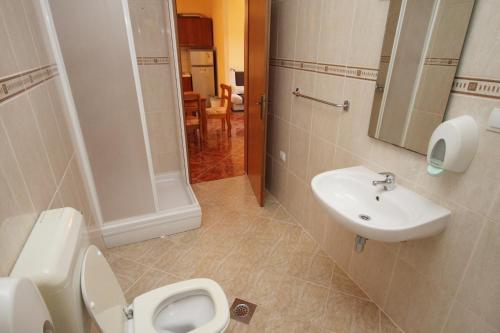 Apartments by the sea Rogoznica - 3262 - image 11