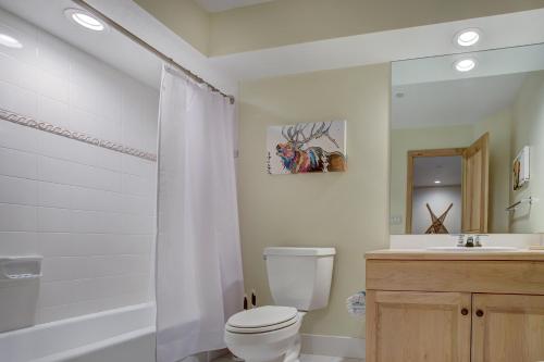 Four-Bedroom Apartment image 7