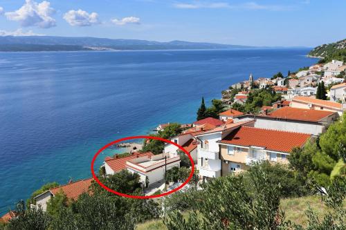  Apartments by the sea Pisak, Omis - 2743 in Pisak