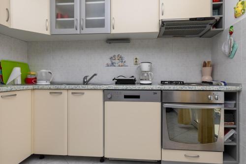 Apartment Mimice 2805b - image 11