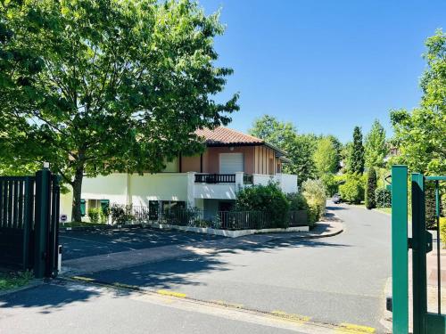 Appartement Cambo-les-Bains, 2 pièces, 2 personnes - FR-1-495-107 - Location saisonnière - Cambo-les-Bains