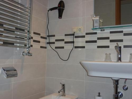 Double Room image 7