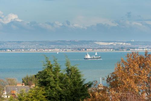 Faciliteter, Holly Tree House in Cowes West and Gurnard