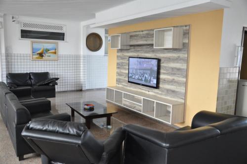 Shared lounge/TV area, Hotel Ryad Express in Sao Luis