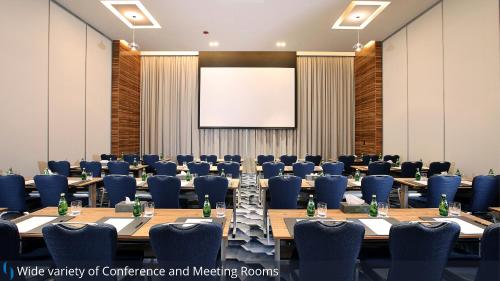 Grand Cosmopolitan Hotel, Dubai (photo 7)