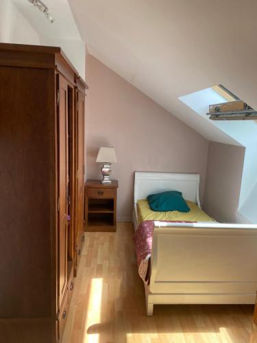 2 Chambres cosy a quelques pas de la seine 5 mins a pied de deux gare SNCF et RER A 1