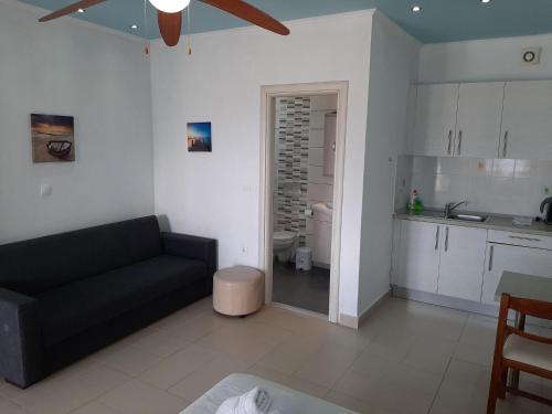 Apartment in Mpenitses with Sea Views & Pool, Benitses (fotografie 9)