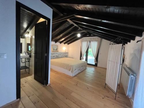 Casa Bella in อาร์บานาสซี