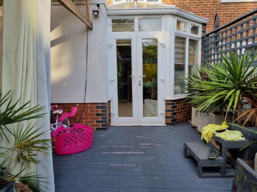 Hither Park Crescent