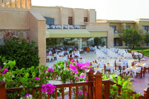 Restauracja, The Three Corners Fayrouz Plaza Beach Resort in Qesm Marsa Alam