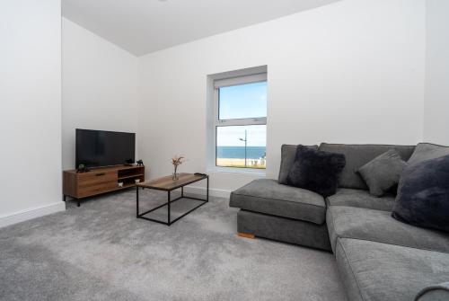 Picture of Sea Views Modern Two Bedroom Apartment