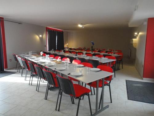 Banquet hall, Le Domaine du Luth in Vouille