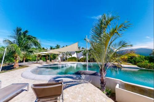 Alterhome Swan villas with swimming pool and ocean views
