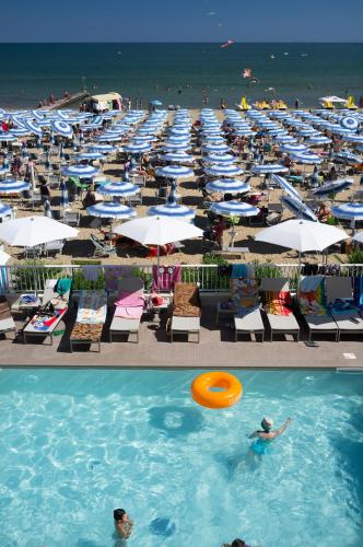 Hotel Canarie 3 stelle Jesolo