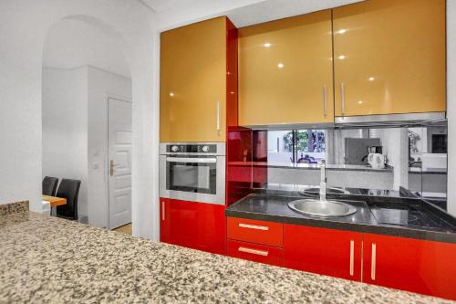 Apartment in Albatros complex "Albaroa" - Tap to explore photos