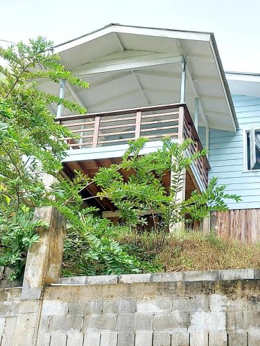 . SurfView Cottage San Souci