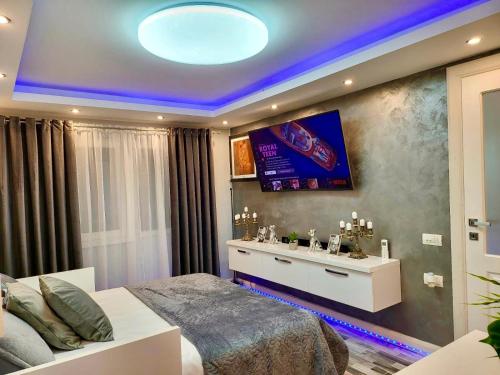 Studio DeLux, Джурджу (фото 2)