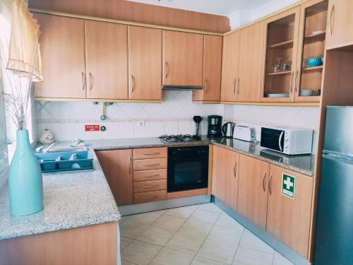 Peniche Beach Apartment Bay - image 6