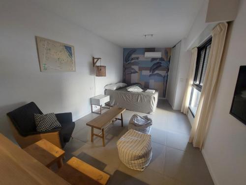 One-Bedroom Apartment image 10