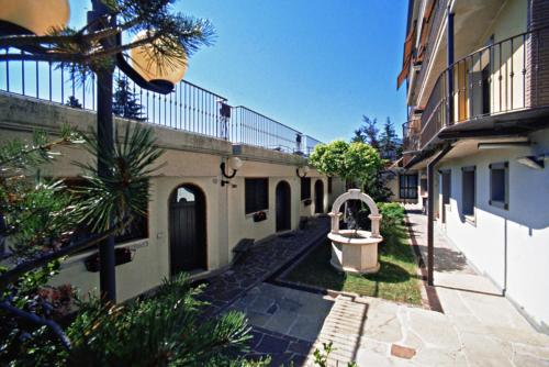 One-Bedroom Apartment (4 Adults)