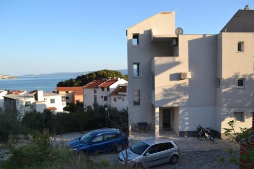  Apartments with a parking space Duce, Omis - 4799, Pension in Duće