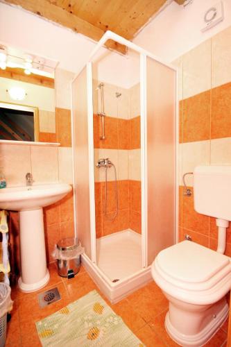 Family friendly house with a swimming pool Orihi Central Istria - Sredisnja Istra - 3415 - image 7