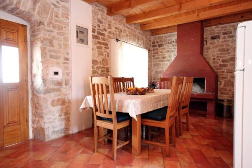 Family friendly house with a swimming pool Orihi Central Istria - Sredisnja Istra - 3415 - image 14