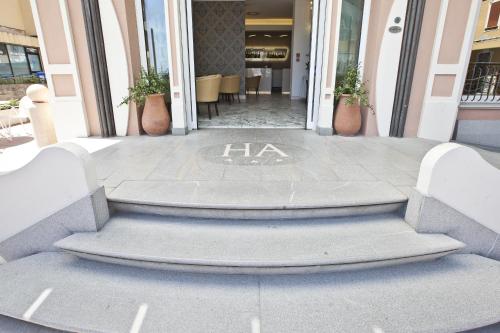 Hotel Aurora - image 2