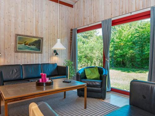  Holiday Home Strandskadevej in Ørsted
