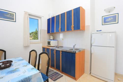 Apartment Balica Rat 2753a - image 8