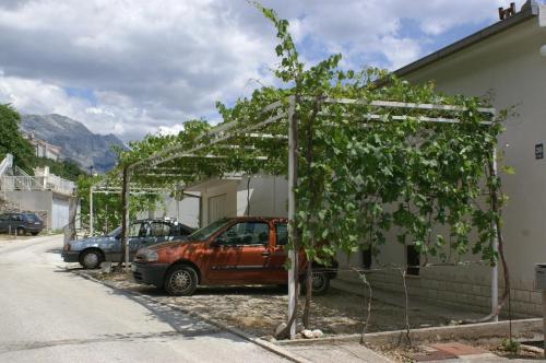 Apartments by the sea Pisak Omis - 2750 - image 7