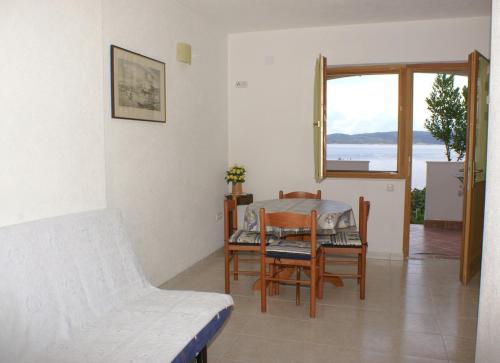 Apartments by the sea Pisak Omis - 2750 - image 10
