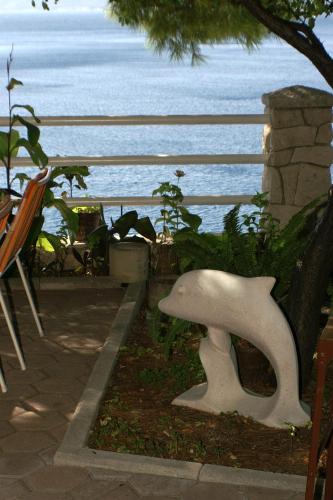 Apartments by the sea Pisak Omis - 2802 - image 6