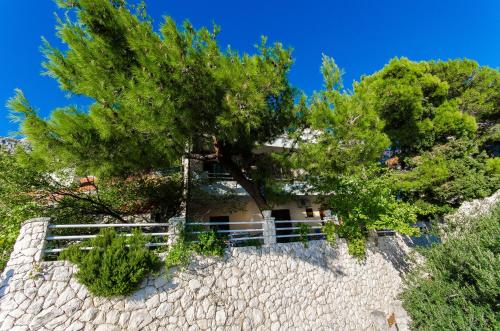  Apartments by the sea Pisak, Omis - 2802 in Pisak