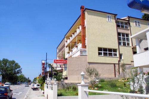  Apartments with WiFi Omis - 2757 in Omiš