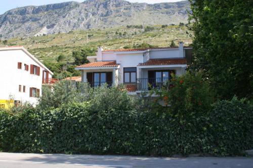 Viesnīcas āriene, Studio Duce 2746b in Duce