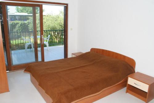 Studio Duce 2746b in Duce