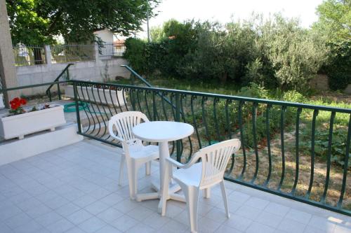 Balkons/terase, Studio Duce 2746b in Duce