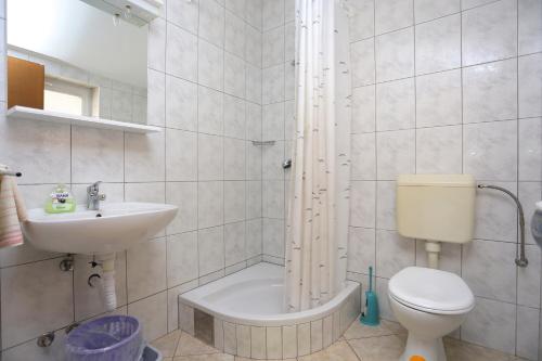 Apartment Stanici 2818d - image 7