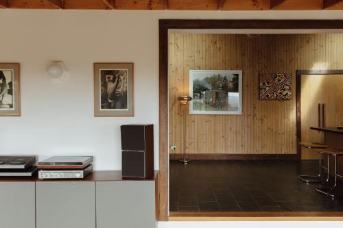 TIMBA - Luxury bush retreat with pool, spa & gym in Mclaren Vale