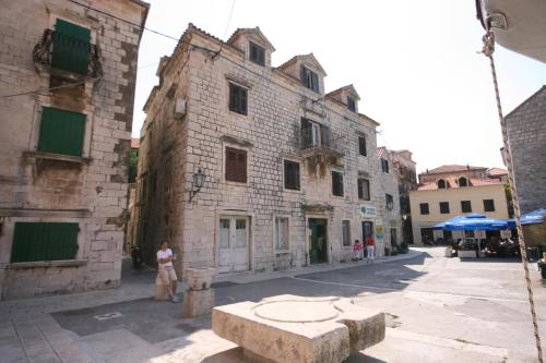  Apartments with WiFi Omis - 4642 in Omiš