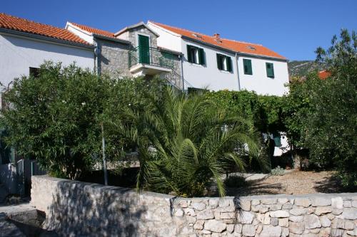  Apartments with a parking space Bol, Brac - 4659 in Bol