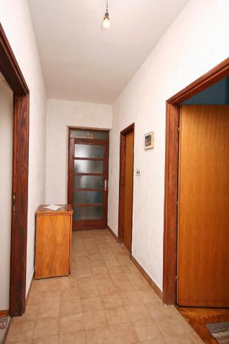 Apartments with a parking space Bilo Primosten - 4662 - image 6