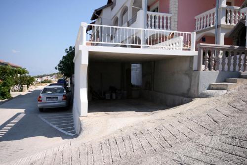 Apartments by the sea Mastrinka Ciovo - 4648 - image 11