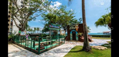 Glory beach resort 2 bedroom seaview apartment in Taman Tuah Batu