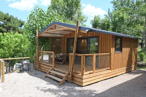 One-Bedroom Bungalow