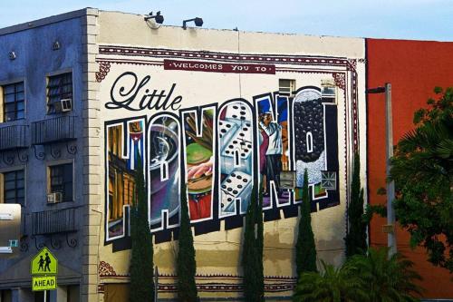 Migue´s Tiny Miami Alcove in Miami, USA