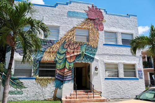 Migue´s Tiny Miami Alcove in Miami, USA